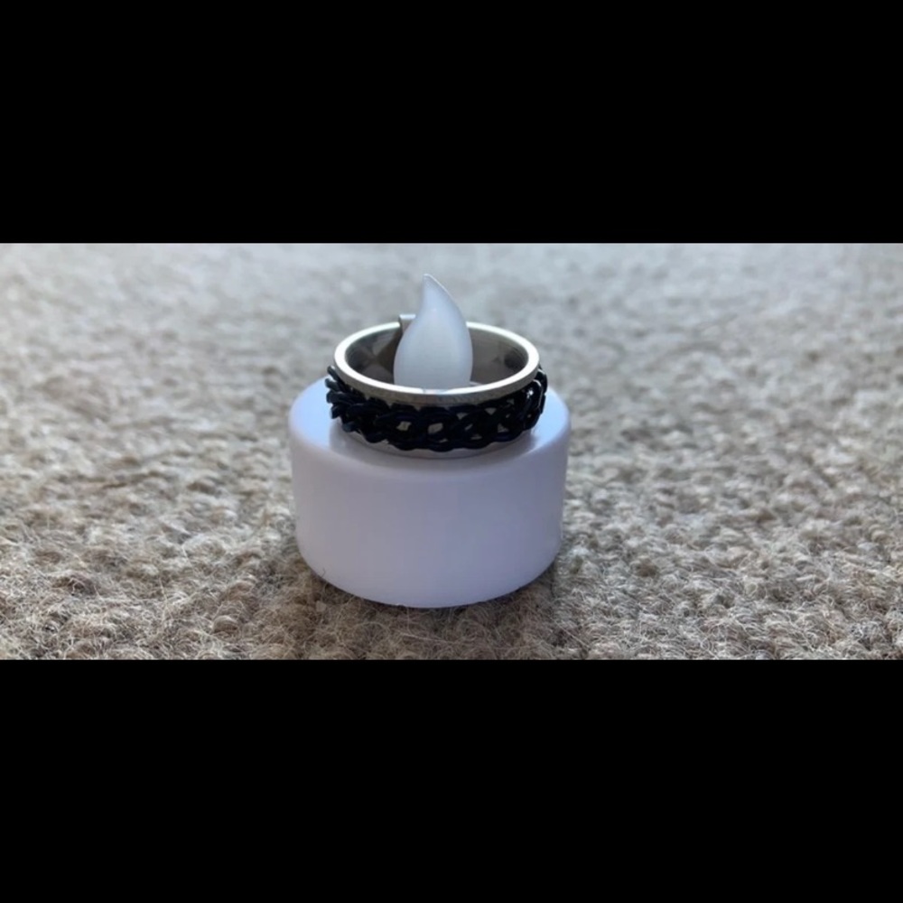 Size 11 | Black Chain Ring